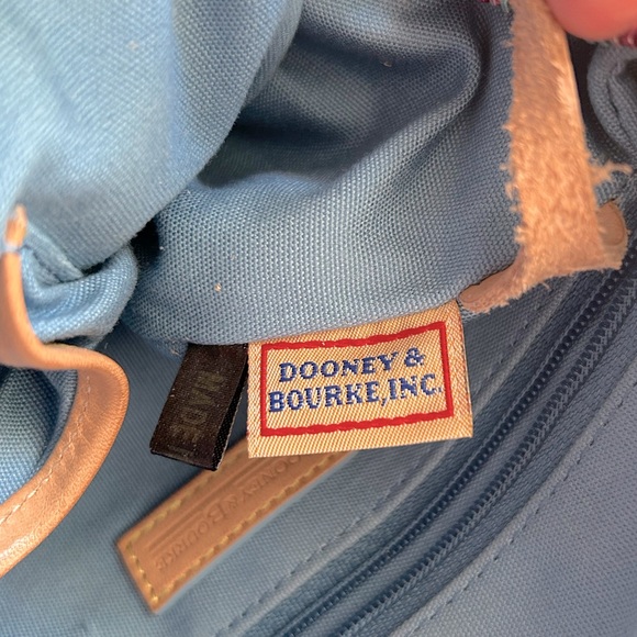 Dooney & Bourke Y2K vintage pink rainbow monogram small round canteen bag ππ©· - Picture 12 of 13